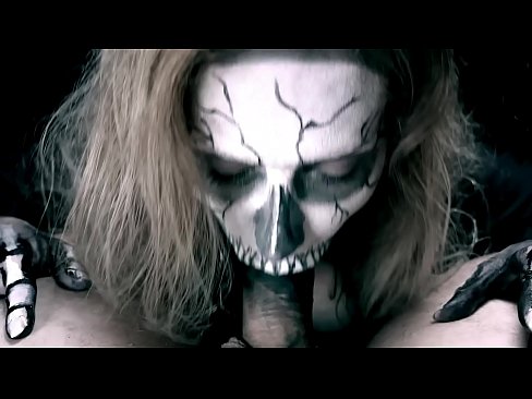 ❤️ Demonska djevojka siše kurac svojim crnim ustima i guta spermu. ❤️ Porno vk kod nas bs.sexflashgame.ru ️❤